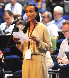 11150099-bekele-at-icann-forum-making-case-for-africa